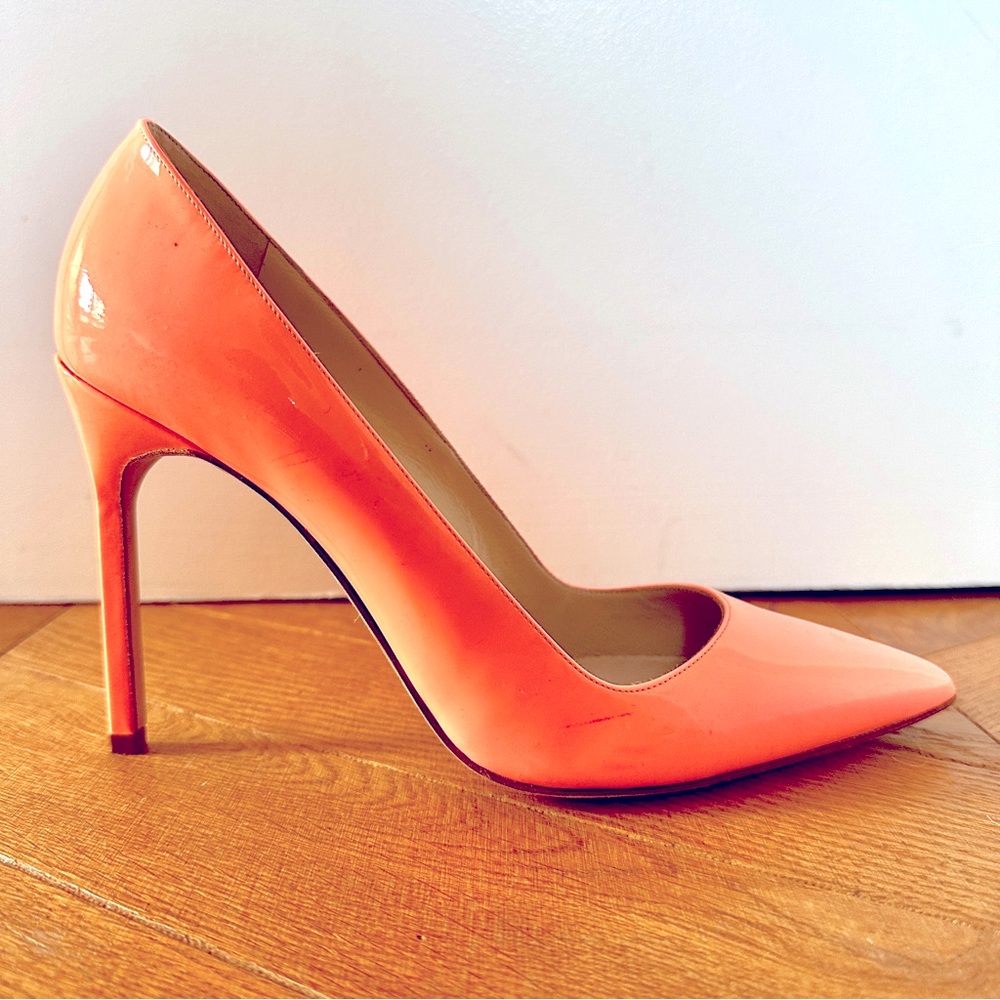 Manolo Blahnik pink patent leather pumps EU 38 US 8